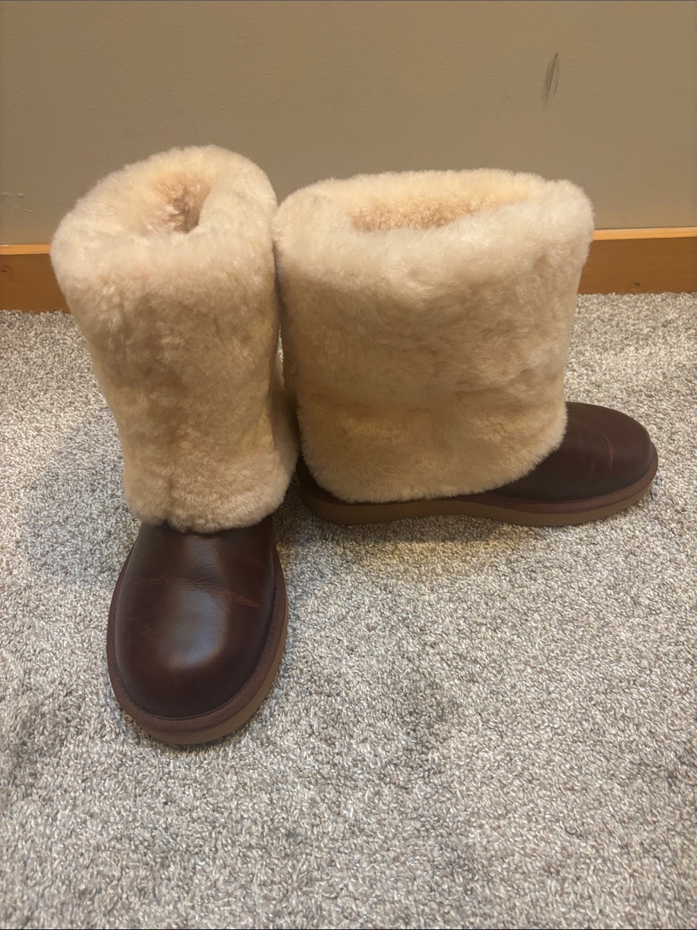 UGG Brown Leather Boots with Cream Shearling Shaft
